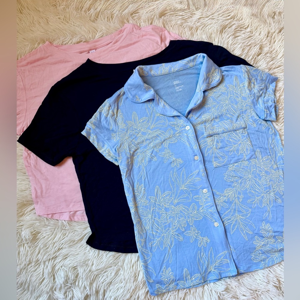 Stars Above PJ Lounge Tops XS lot of 3